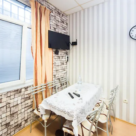Daire Downtown - Compact Flat With 2 Separate Burgaz