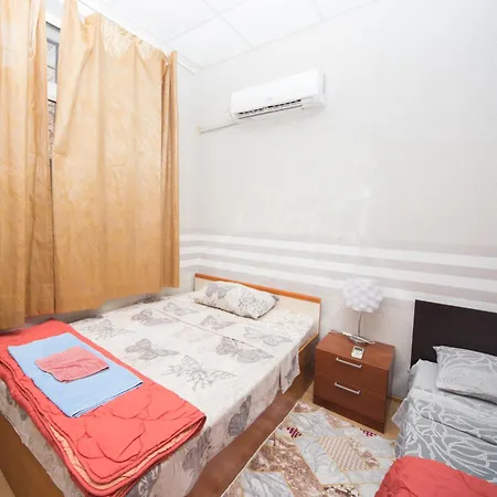 Daire Downtown - Compact Flat With 2 Separate Burgaz